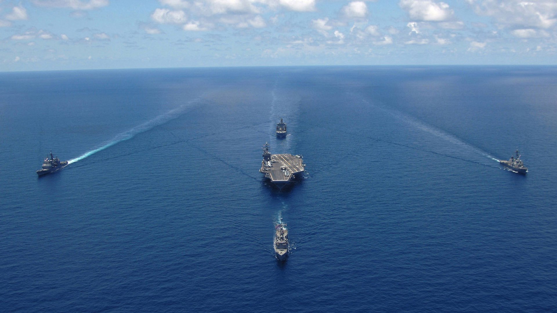 纽卡斯尔在英超领跑，追平队史最高积分纪录，英国纽卡斯尔中超